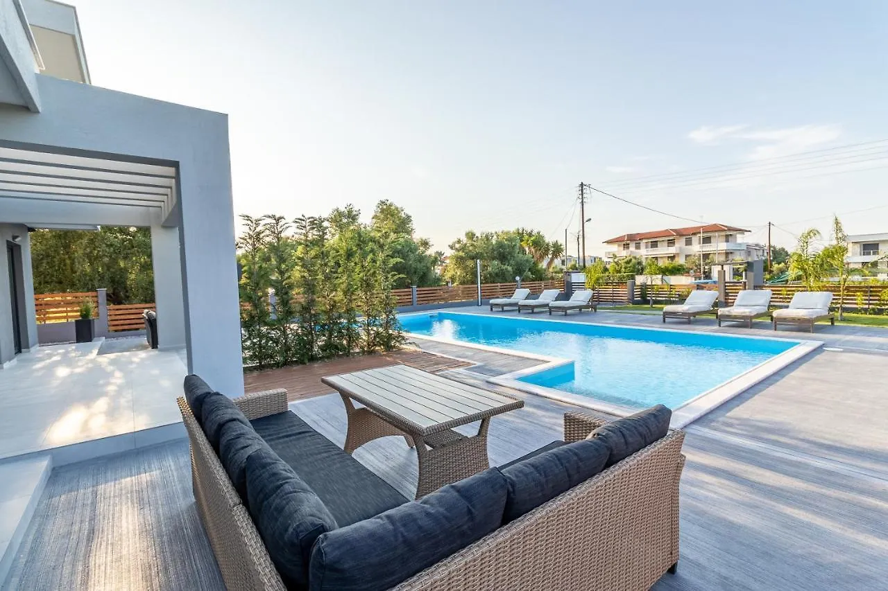 Assos Luxury Villas Pefkochori 0*,  Greece