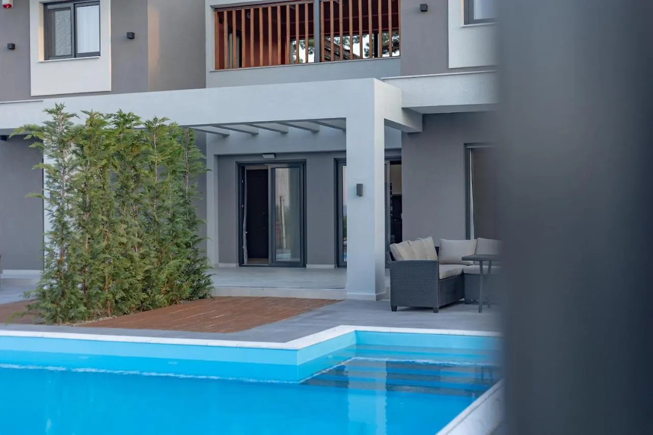 Assos Luxury Villas Pefkochori