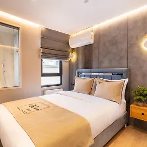 The By Platine , İstanbul Türkiye